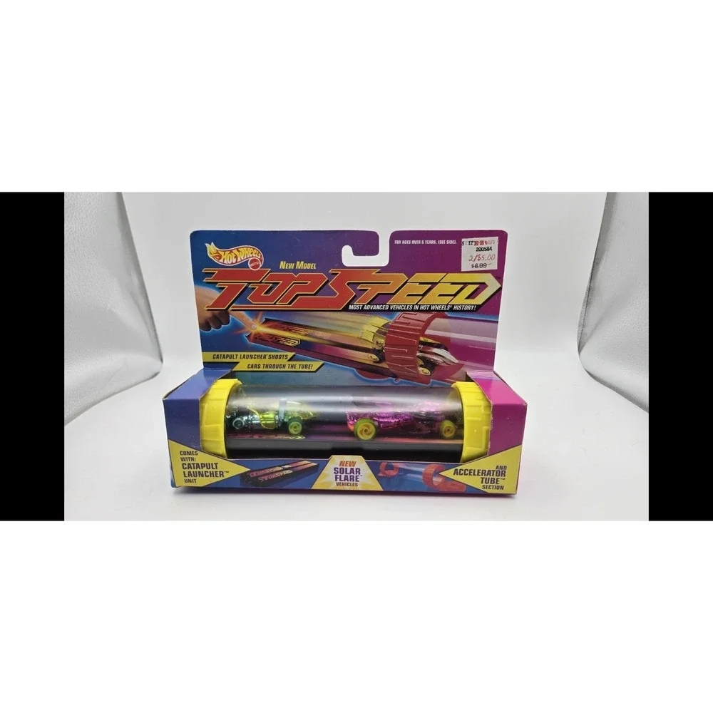 Hot Wheels Top Speed Stingshot/ Bi Sector Green Car and Pink Car NIB